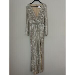 Mac Duggal Gold Champagne Long Sleeve V-Neck Sequined Front Slit Gown Size 6